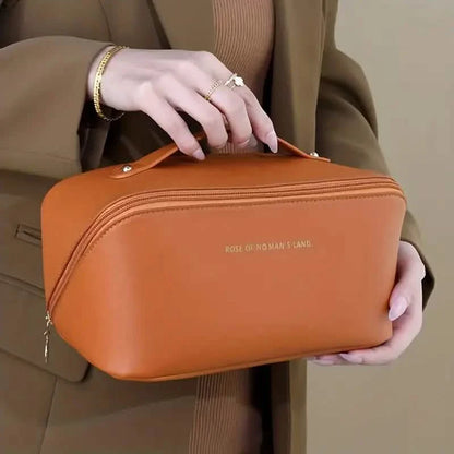 Minimalist Makeup Zipper Pouch